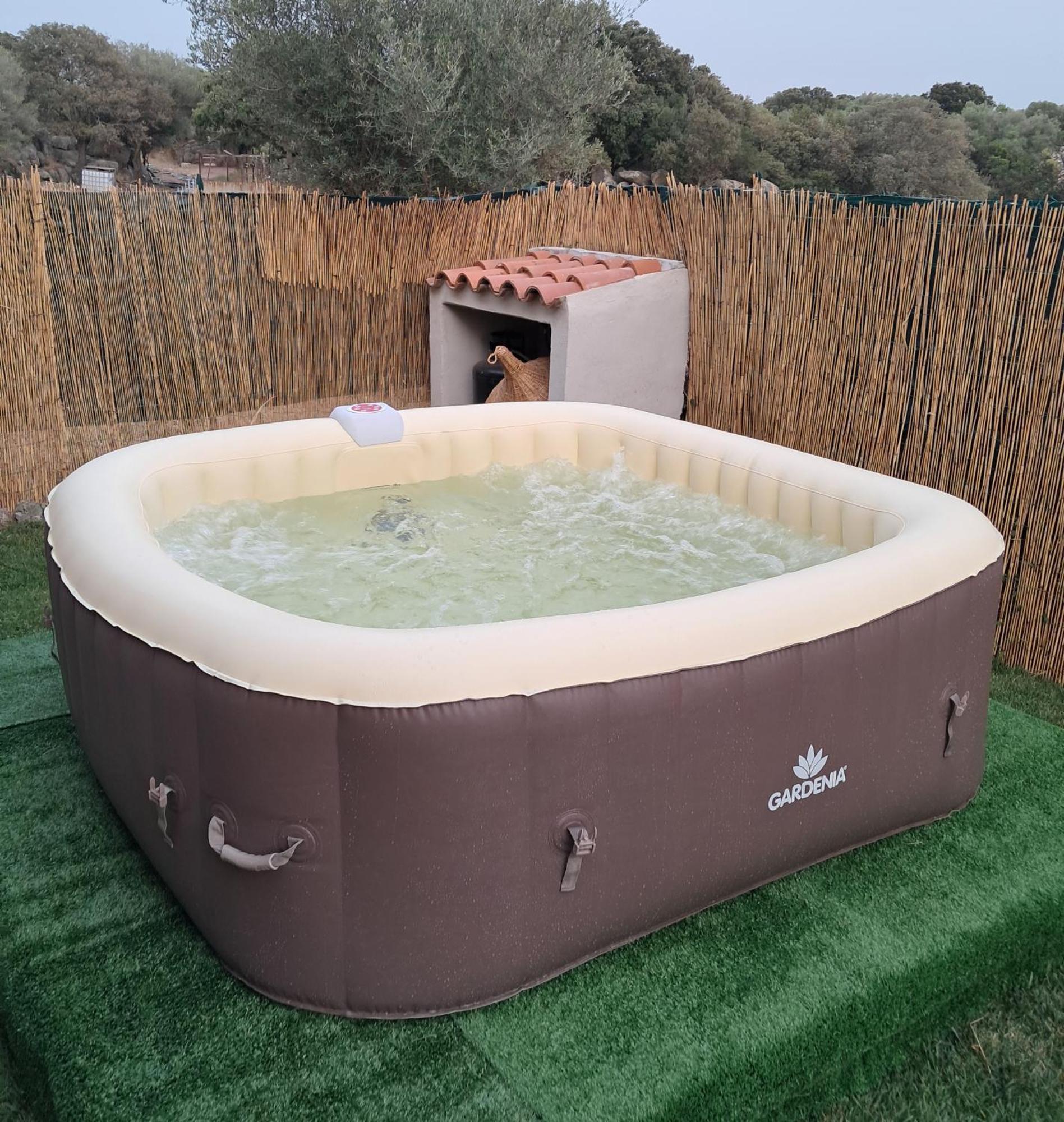 Апартаменты Pasiga - Private Jacuzzi - Telti Экстерьер фото